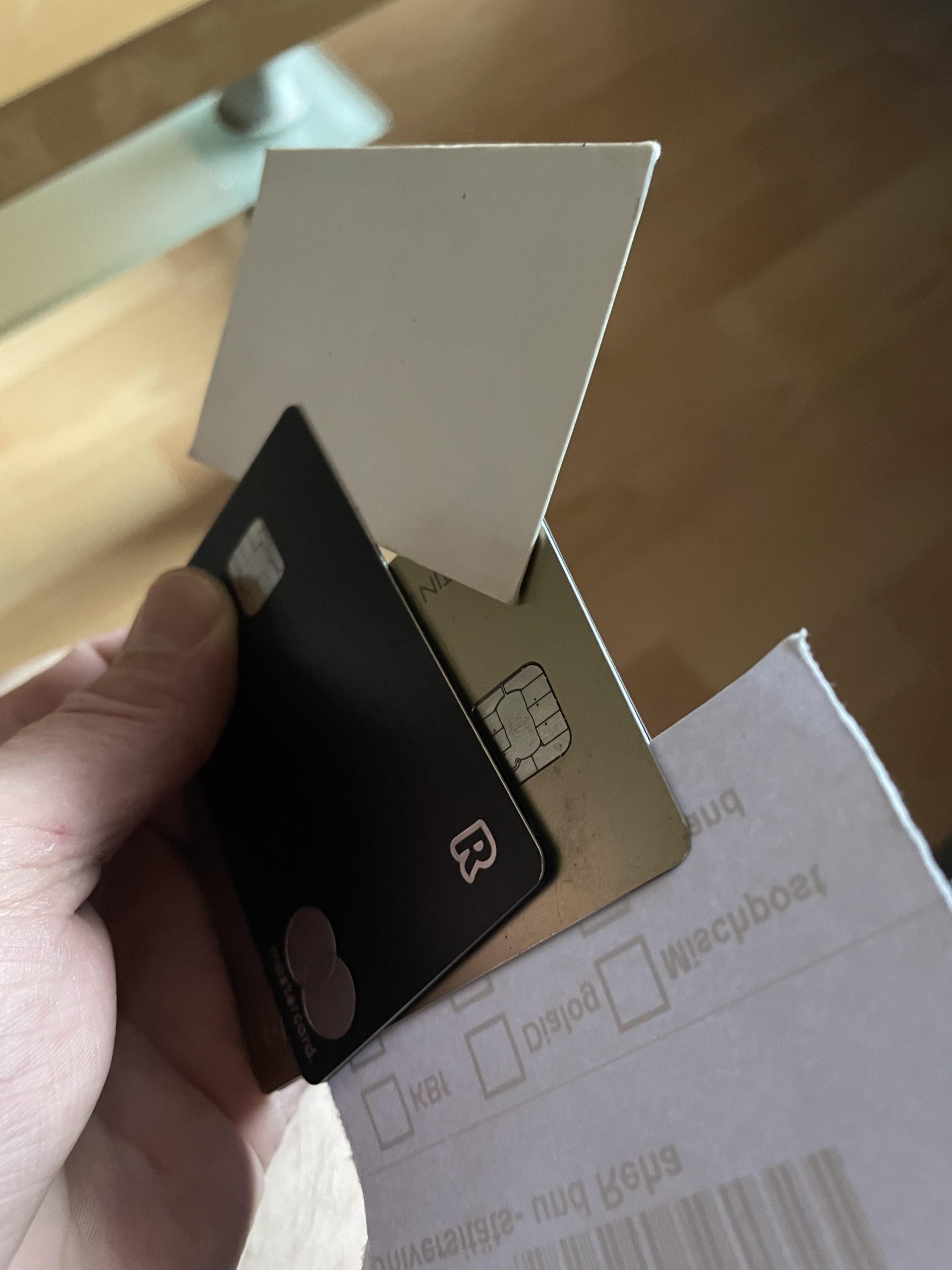 Why is a Handful of Business Cards The Best Marketing Tool?