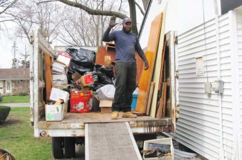 How Junk Removal Services Recycle and repurpose